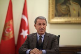 وزير الدفاع التركي خلوصي آكار 
