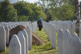 دفن رفات 9 ضحايا من مجزرة سربرنيتسا