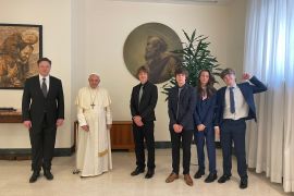 الملياردير الأمريكي إيلون ماسك وأبناؤه في ضيافة بابا الفاتيكان