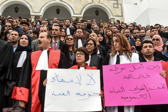 قضاة تونس يرفضون استهداف استقلال القضاء