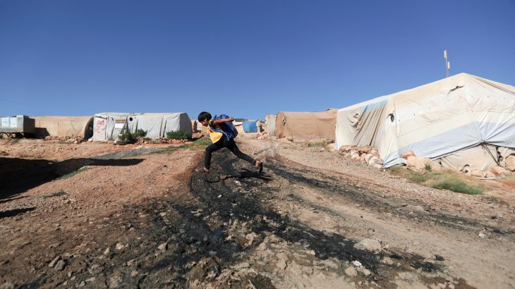 سوريا إدلب مخيم نازحون