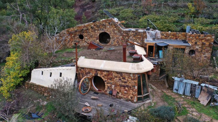المهندس اللبناني يؤسس بيتًا صديقًا للبيئة