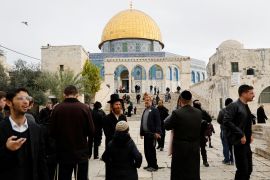 يواصل المقدسيون دعواتهم إلى الحشد والرباط في القدس والأقصى خلال الأيام المقبلة، لإفشال مخططات المستوطنين (رويترز)