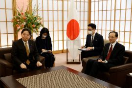 نائب وزير الخارجية الصيني يلتقي وزير الخارجية الياباني للمرة الأولى منذ 4 سنوات