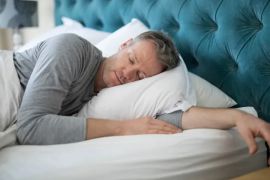 الكرياتين يحسن أداء الدماغ على المدى القصير أثناء الحرمان من النوم (غيتي)