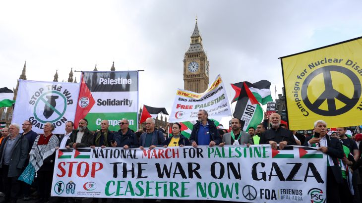 مظاهرات حاشدة تضامنا مع غزة في لندن (رويترز)