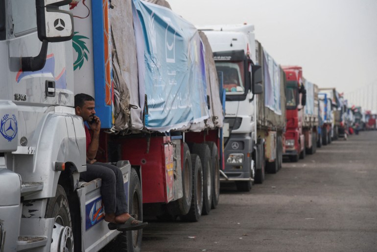 دخول المساعدات لقطاع غزة عبر معبر رفح الحدودي مع مصر