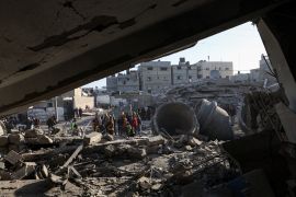 رفح كما بدت اليوم وسط الغارات الإسرائيلية المستمرة- 22 فبراير (رويترز)