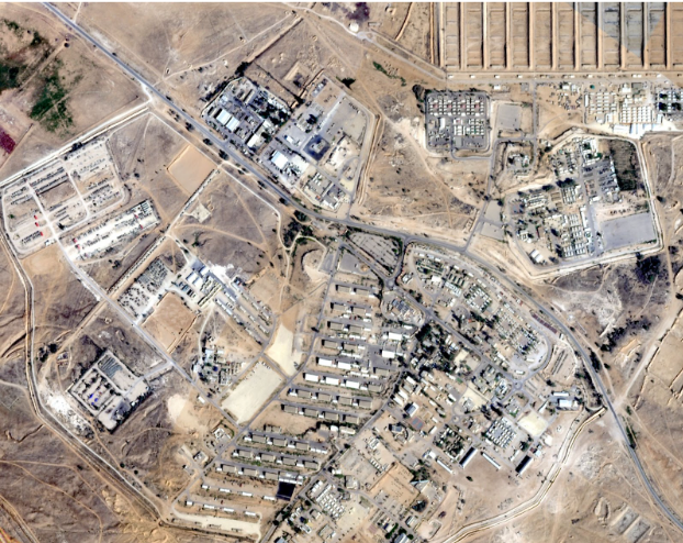 كثف الجيش الإسرائيلي من تواجده في قاعدة تسليم بـ700 آلية عسكرية